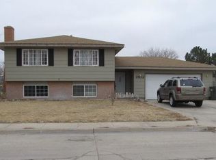 1502 Freedom Ln, Lexington, NE 68850