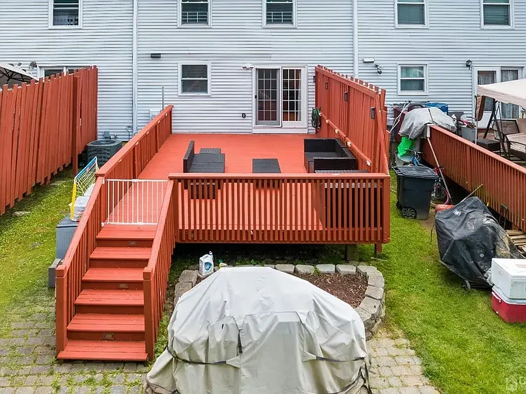 427 Gambocz Ct — Photo 12
