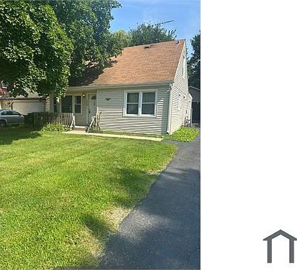 1st image of 130 E Maple Ave