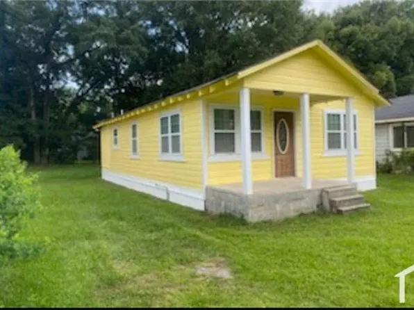 262 Holly Dr, Mobile, AL 36617