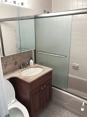 Rented by REAL New York | media 12