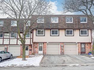 4 Thatchers Mill Way, Markham, ON L3P 3T3