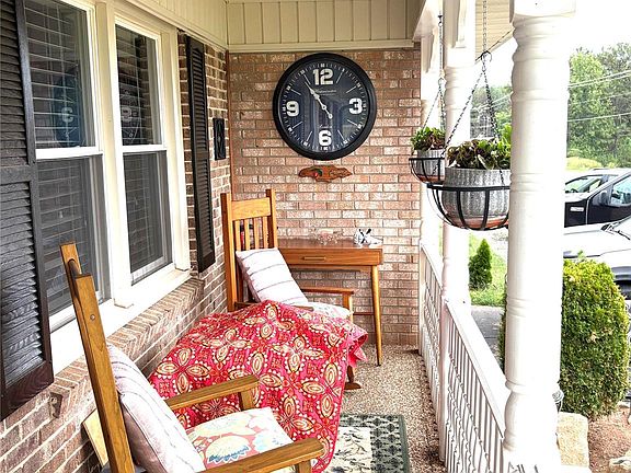 5th image of 312 Old Belwood Rd