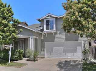 913 Oakes St, East Palo Alto, CA 94303
