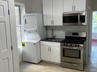 34-17 9th St #3, Astoria, NY 11106