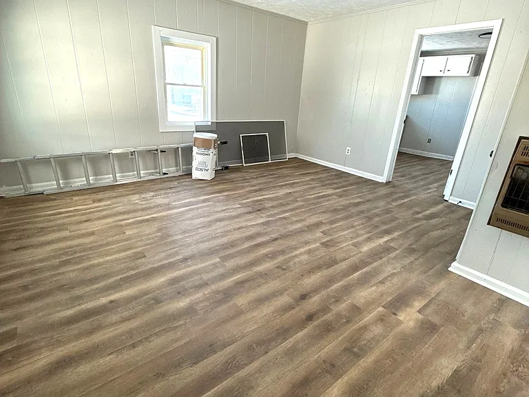 418 S Washington Ave — Photo 2