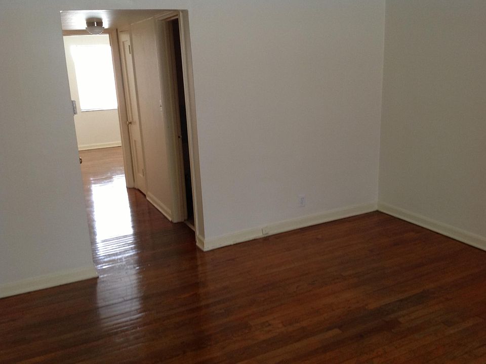 2nd image of 4631 Campbell St APT 2S
