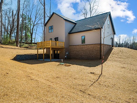 3rd image of 2199 Cottontown Rd