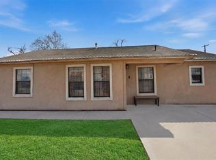 1002 Grenfell Ln, Houston, TX 77076