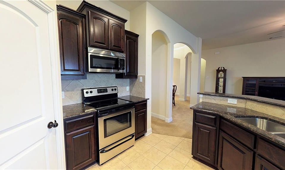 1st image of 125 Hillcrest Way