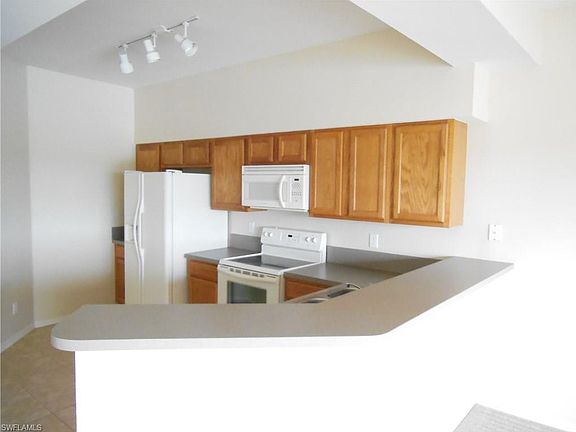 2nd image of 4391 Cortina Cir APT 236