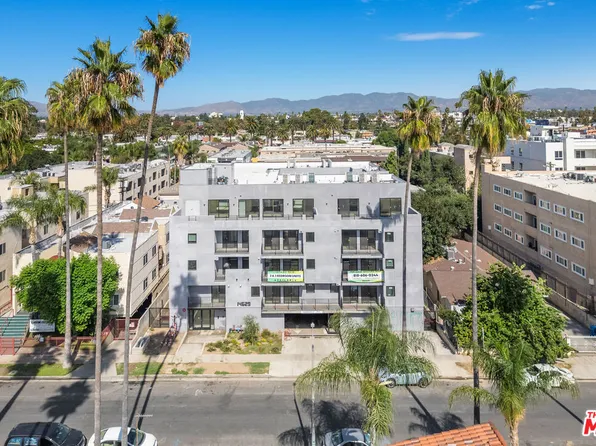 14631 Erwin St, Van Nuys, CA 91411