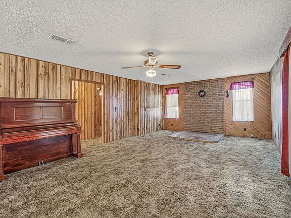 4th image of 650 County Road 426