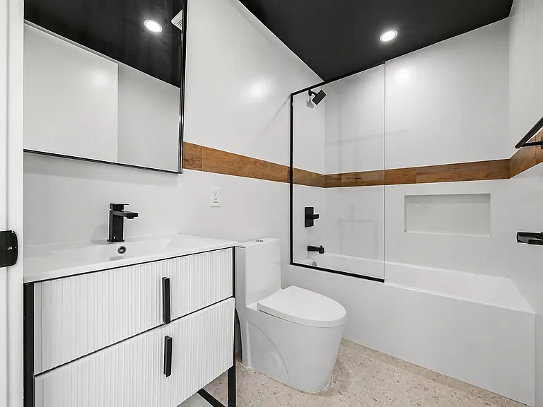175 Rochester Ave #2A — Photo 10