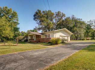 5744 S Roanoke Ave, Springfield, MO 65810
