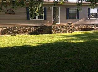 2721 State Line Rd, Puryear, TN 38251