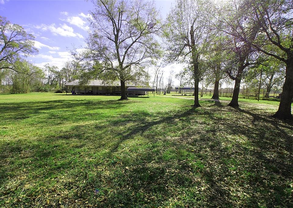 TAKA／② 19331 Zetak Ln, Crosby, TX 77532 | Zillow