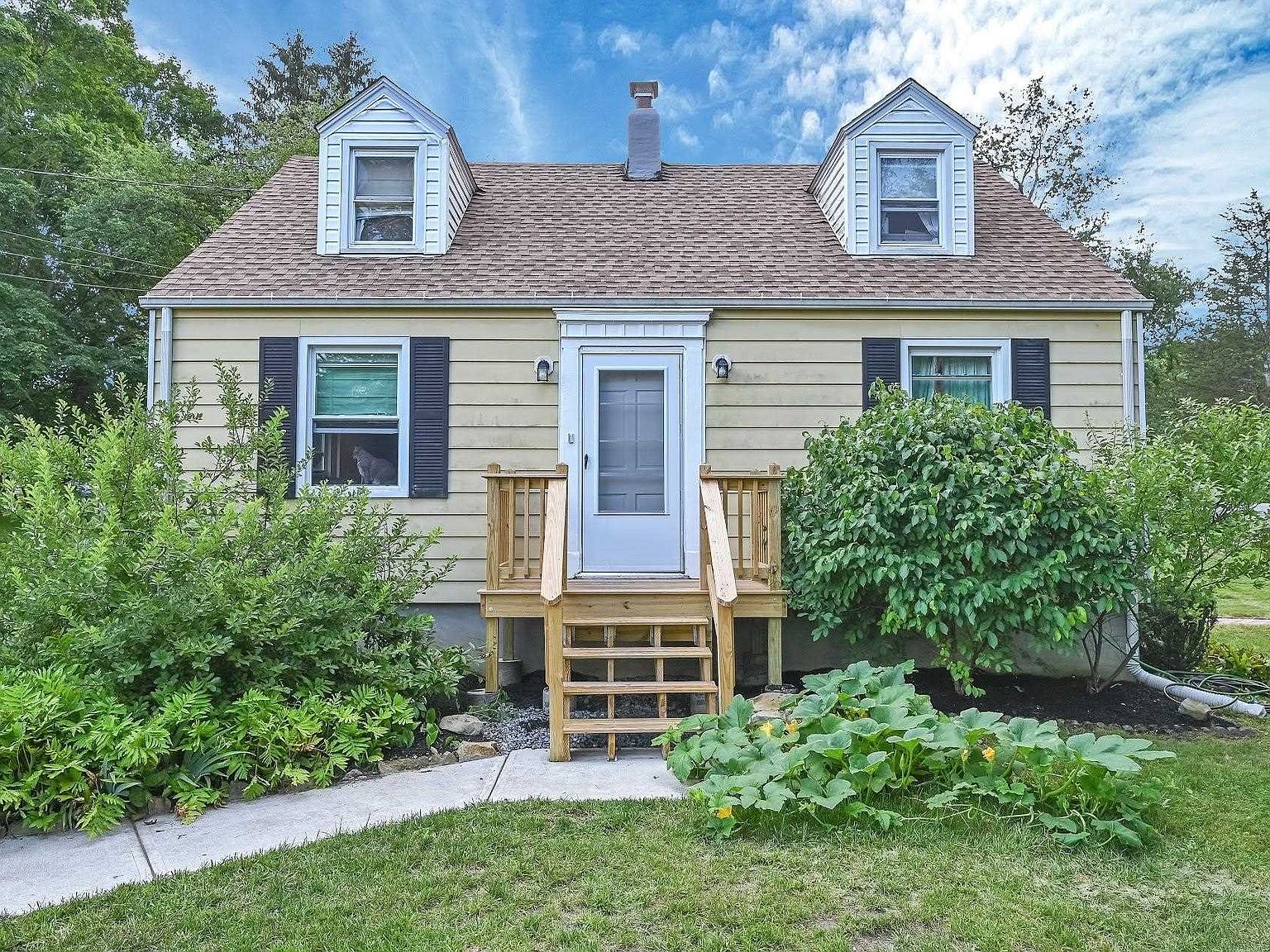 6 Bruce Dr, Poughkeepsie, NY 12603 Zillow