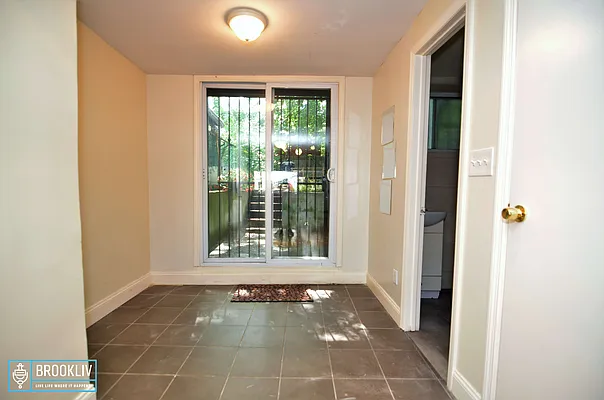 Rented by null | media 7