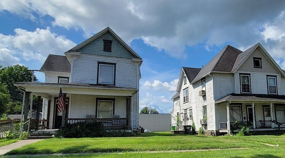 223 Mulberry St, Coshocton, OH 43812 Zillow