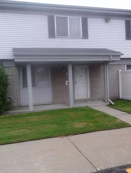 1st image of 15592 Dupage Blvd #98