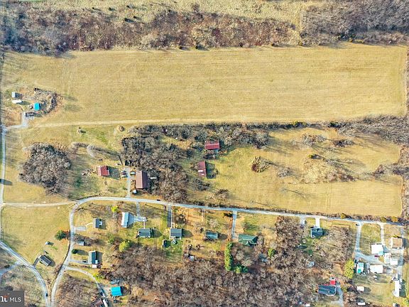 2nd image of 149 Elliott Dr