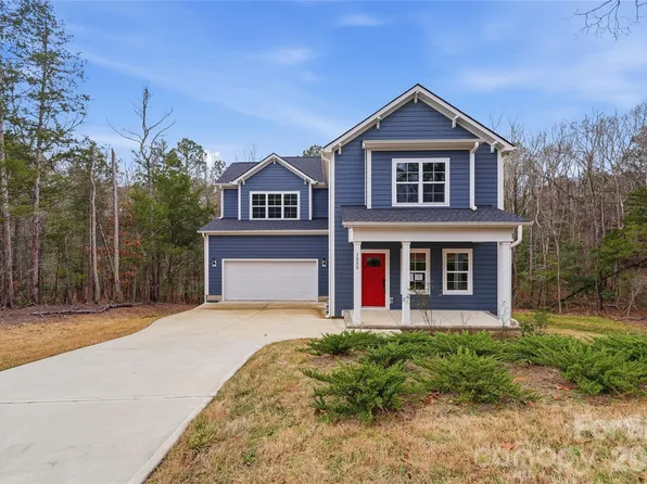 1555 Riverview Cir, Fort Lawn, SC 29714