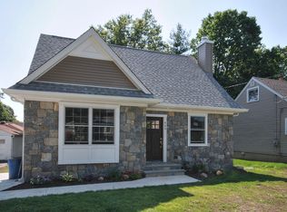 465 Van Buren St, Ridgewood, NJ 07450