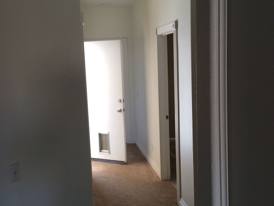 1st image of 11834 Warwick Hills Ct