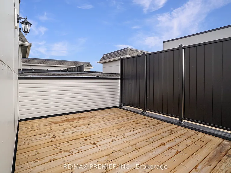 23 Gilbert Wright Ave — Photo 49