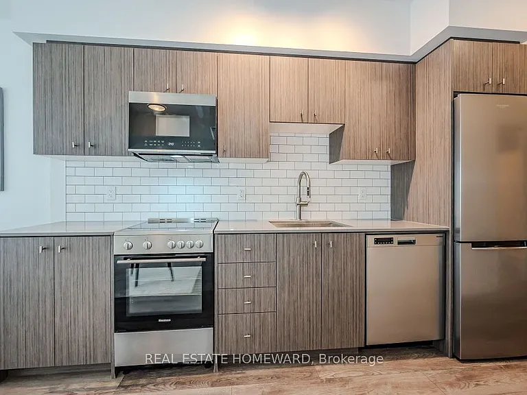 5 Wellington St S #301 — Photo 9