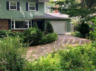 906 Arden Ln, Madison, WI 53711