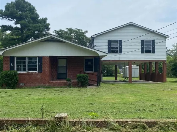 1311 Robinson St, Hartsville, SC 29550