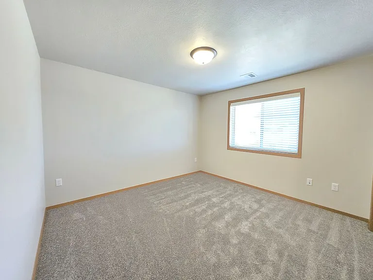 Home - Field Apartments I — Photo 111