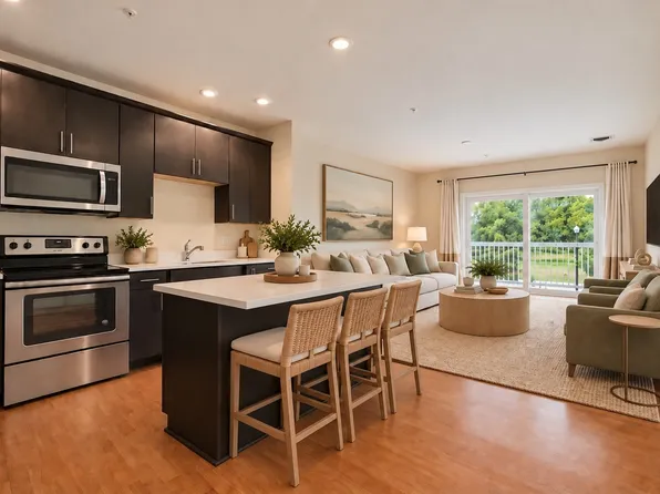 110 Trotter Rd #2203, Weymouth, MA 02190