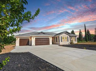 856 Saint Andrews Dr, Valley Springs, CA 95252