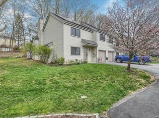 401 Hunters Run, Dobbs Ferry, NY 10522