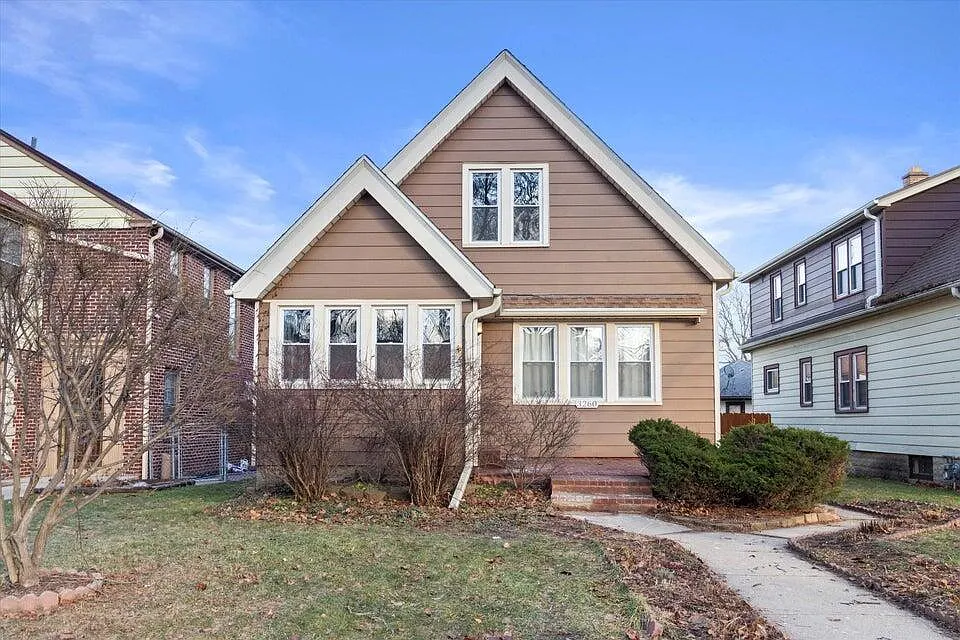 3260 North 50th STREET photo 1