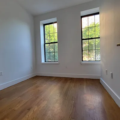 Rented by Yup Realty LLC | media 19