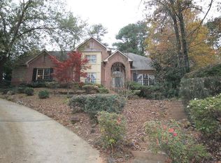 90 Emily Dr, Lilburn, GA