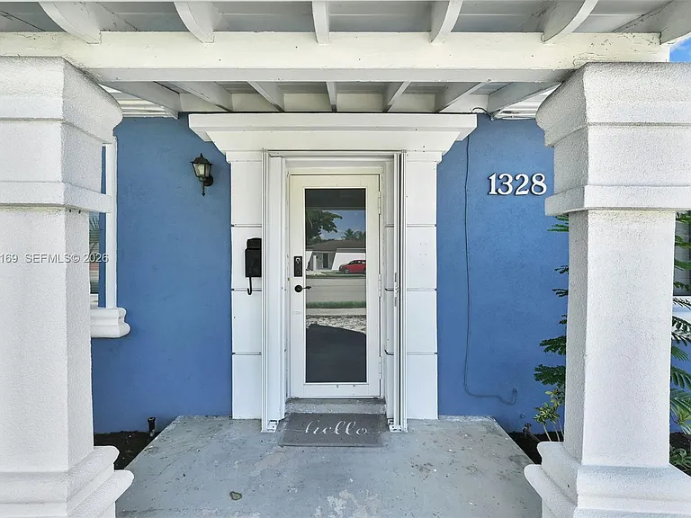 1328 N Andrews Ave — Photo 40