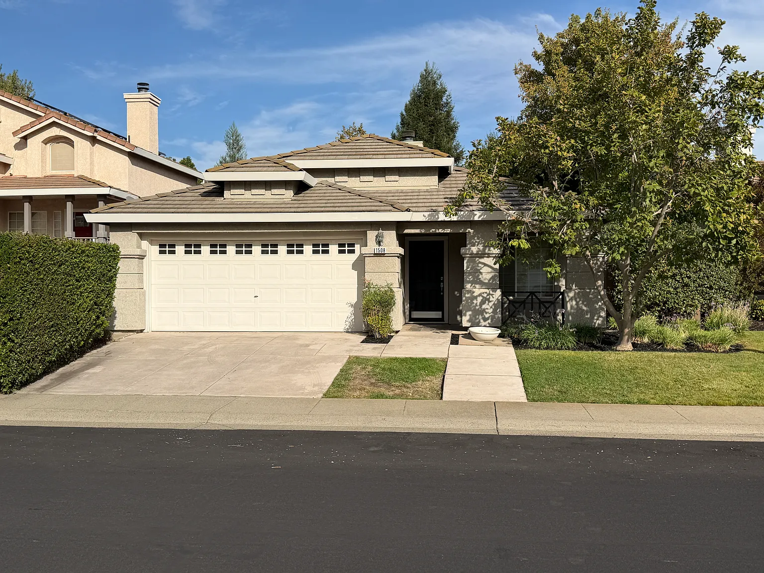 3 bed, 1316 sqft, $2,795 — Photo 1