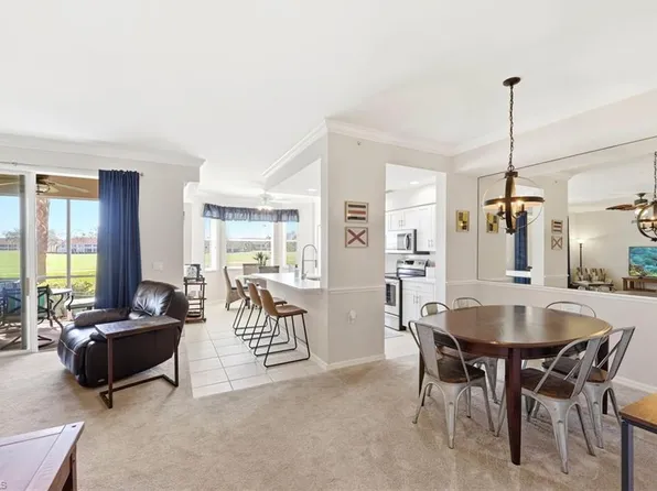 2700 Cypress Trace Cir APT 3112, Naples, FL 34119