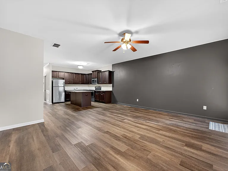 4497 Ravenwood Dr — Photo 8