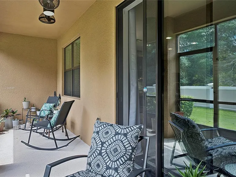 2438 Seven Oaks Dr — Photo 26