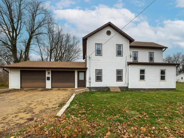 416 S Water St, Warren, IL 61087