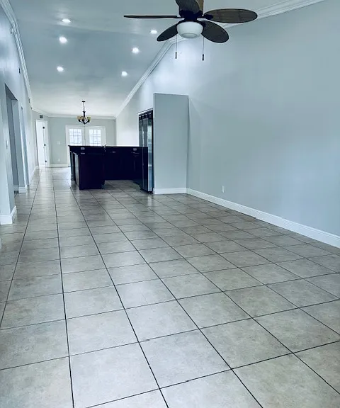 5525 Matanzas Dr — Photo 3