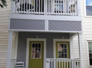 22 Whipple St APT 1, Brattleboro, VT 05301