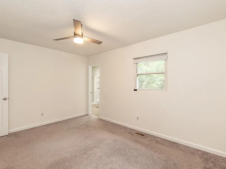 1822 Birmingham Ave — Photo 12