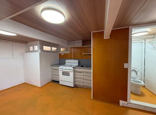 735 9th Ave #D, Honolulu, HI 96816
